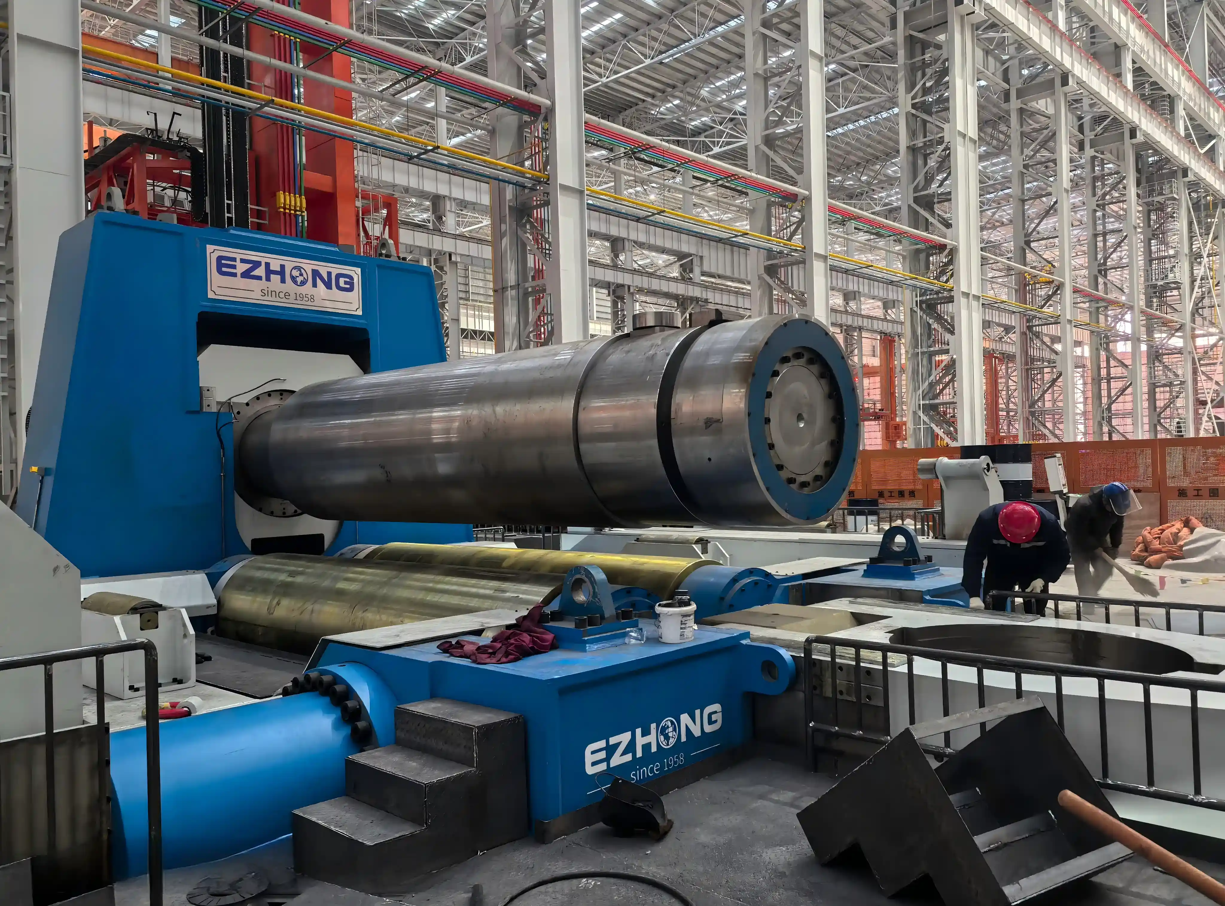 Three roll rolling machine detail 2
